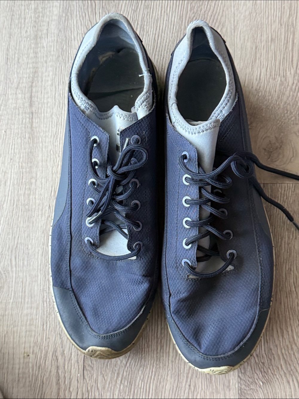 Puma Rain/Winter Grip Sneakers